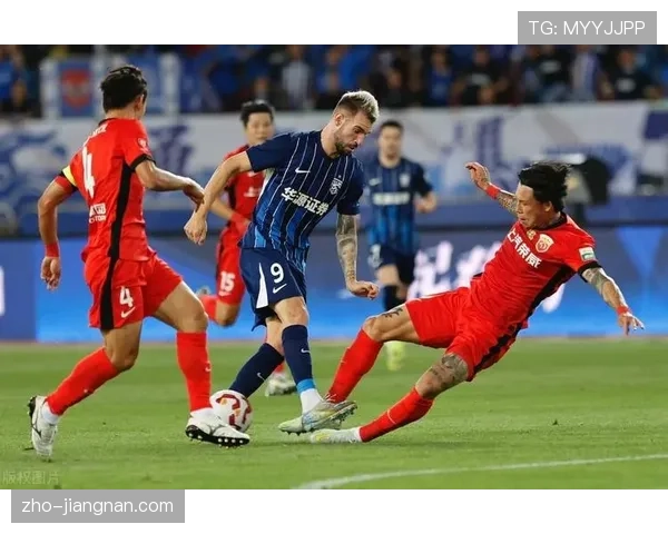 海港客场战术执行坚决 防守反击策略效果显著